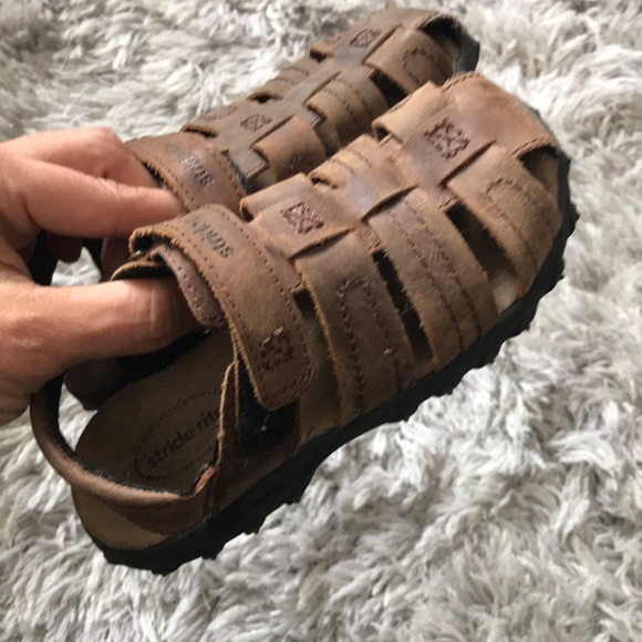Stride Rite sandals size 10m Leather - Picture 3 of 4
